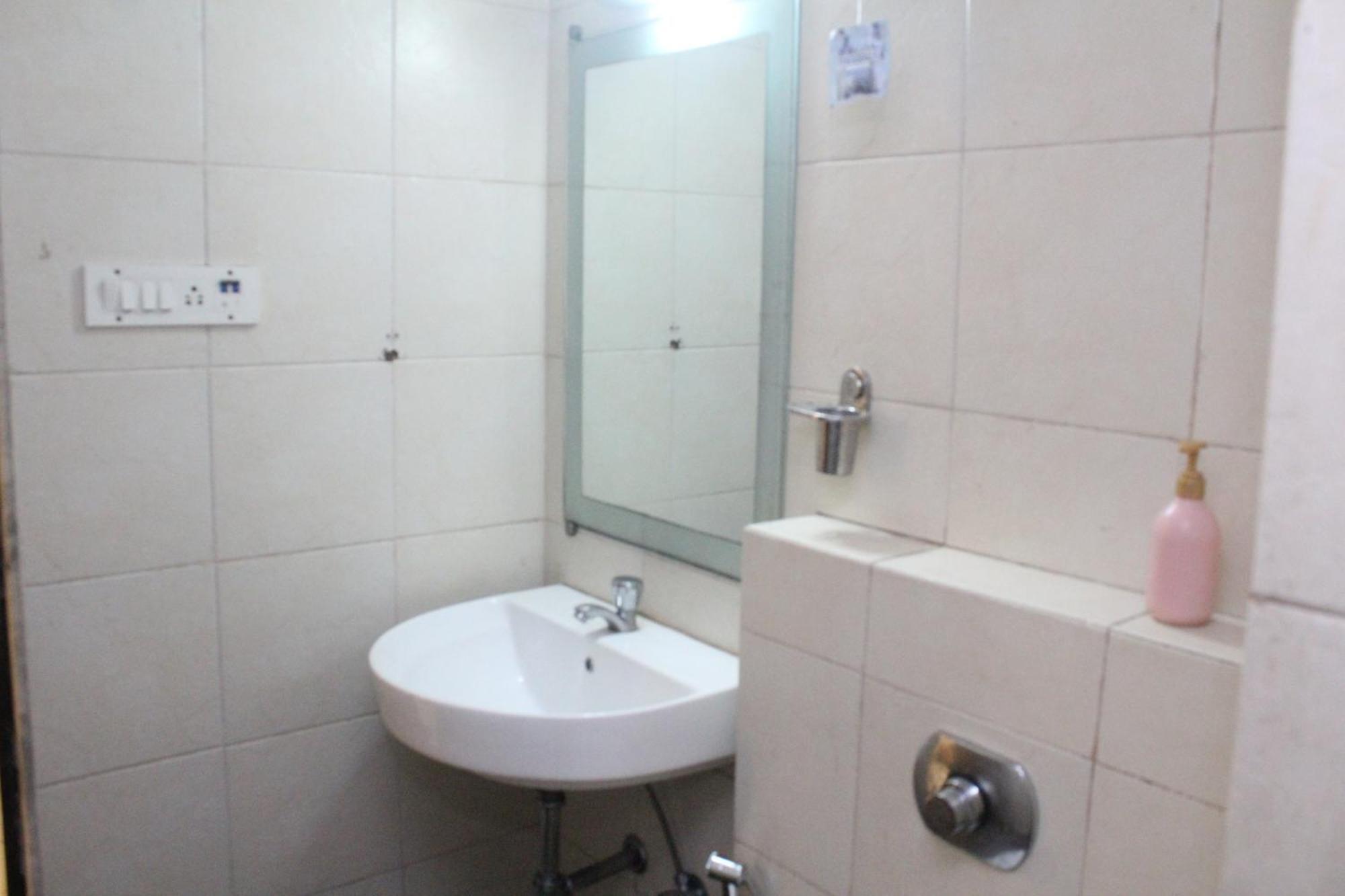Hotel Western Court Boisar المظهر الخارجي الصورة