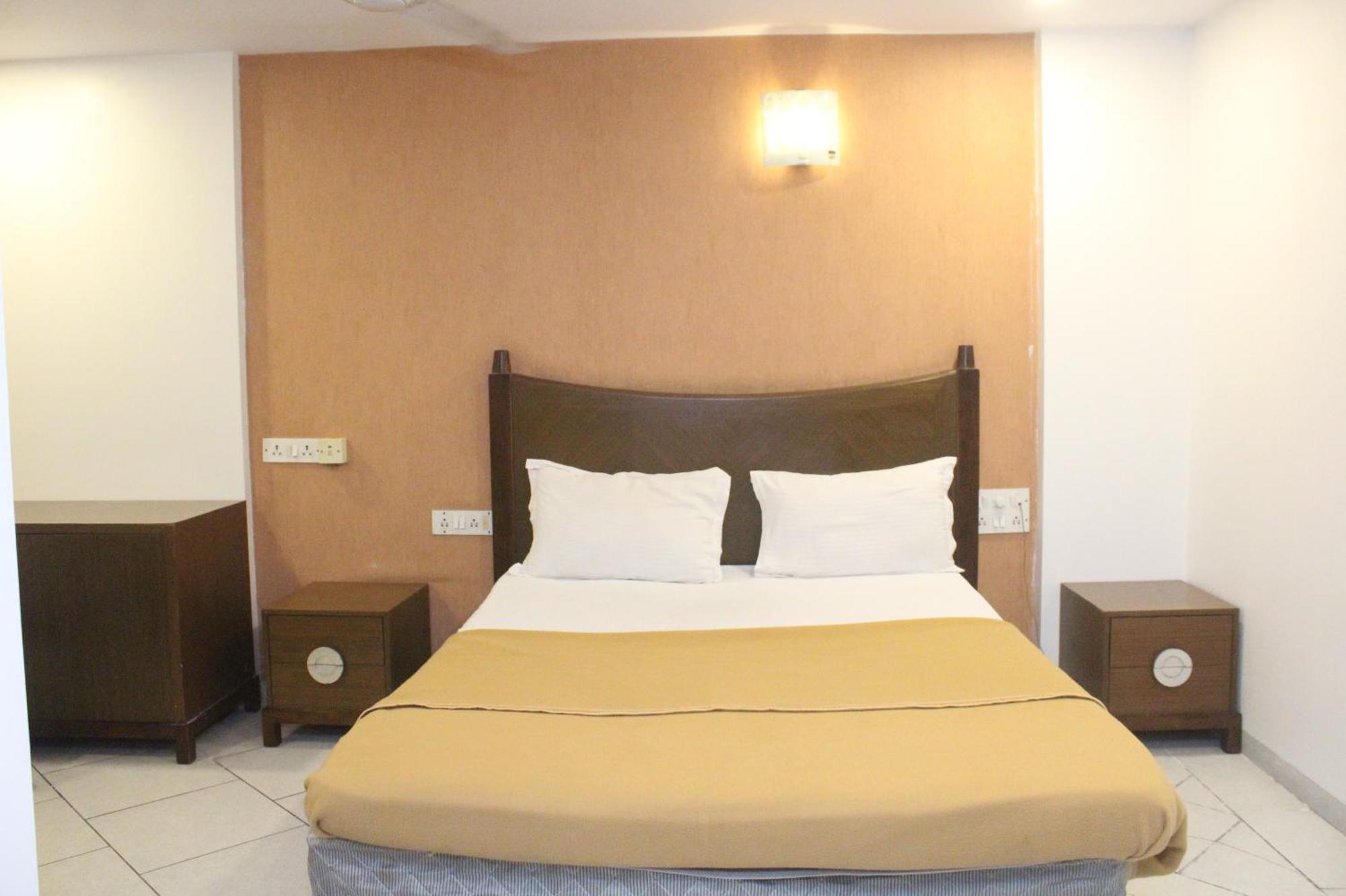 Hotel Western Court Boisar المظهر الخارجي الصورة